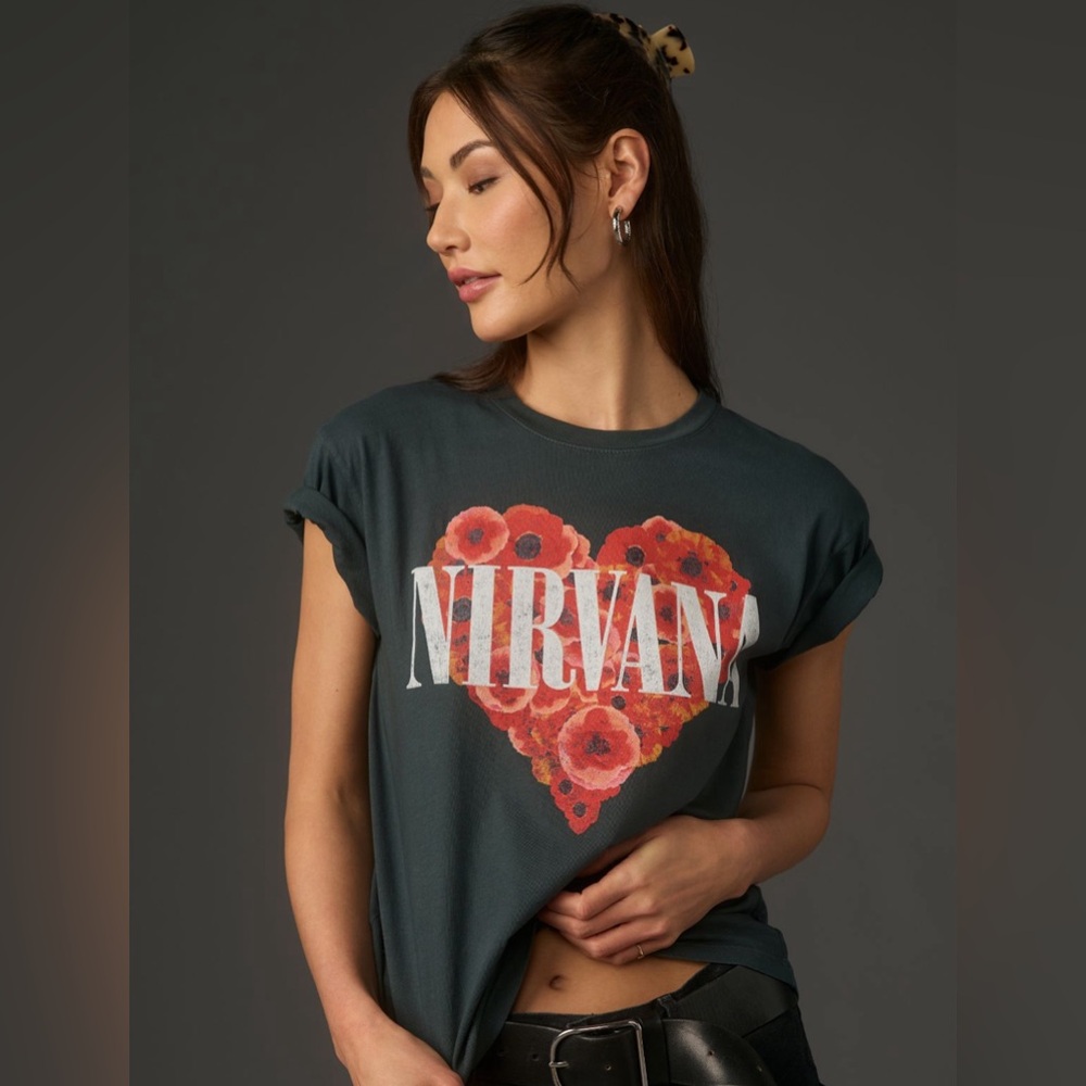 Anthropologie Letluv Nirvana Poppies Graphoc Tee